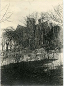 Photograph of Beaconfield House.